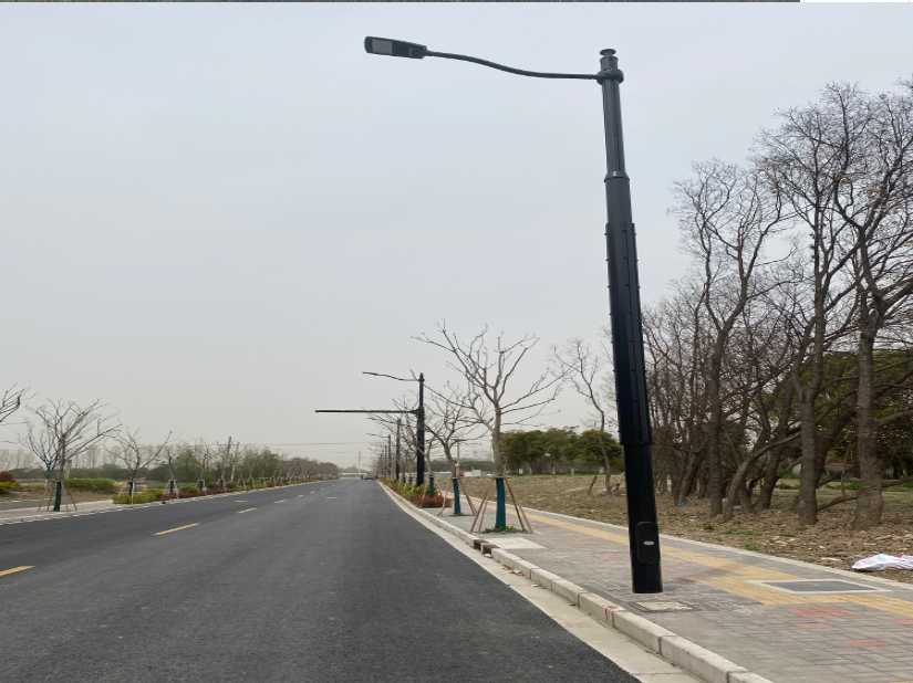 康巴什区上海综合杆 太阳能路灯工程